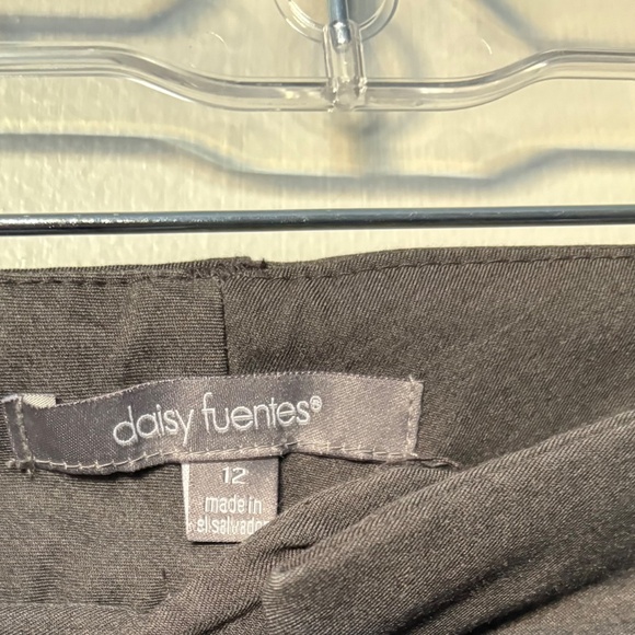 Women’s dress pants - Picture 2 of 5